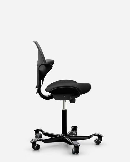 HÅG Capisco Puls 8020 office chair in Wool Select, side view
