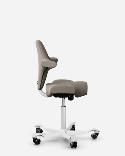 HÅG Capisco 8106 ergonomic office chair in Wool Select, side view